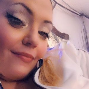 Meet your Posher, Kat